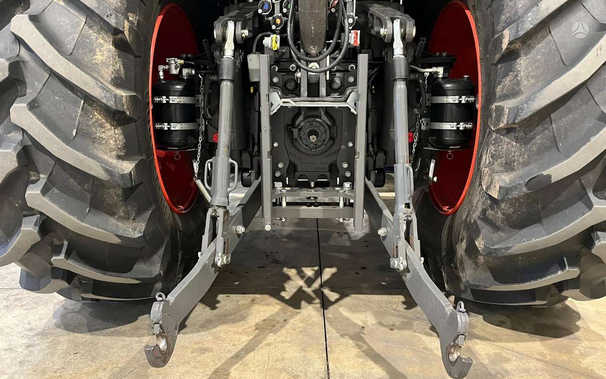 Claas AXION 870 CMATIC, тракторы