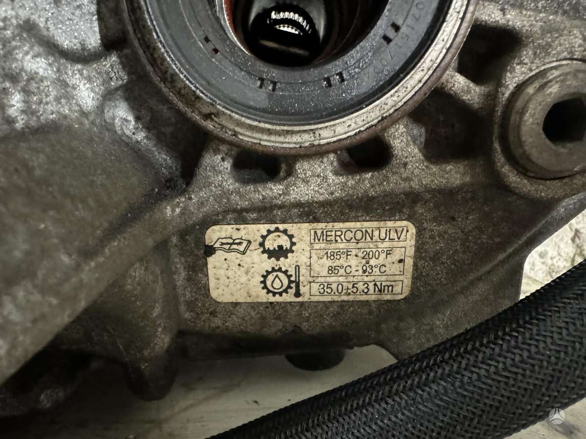 Ford Focus, 8F35, pavarų dėžė