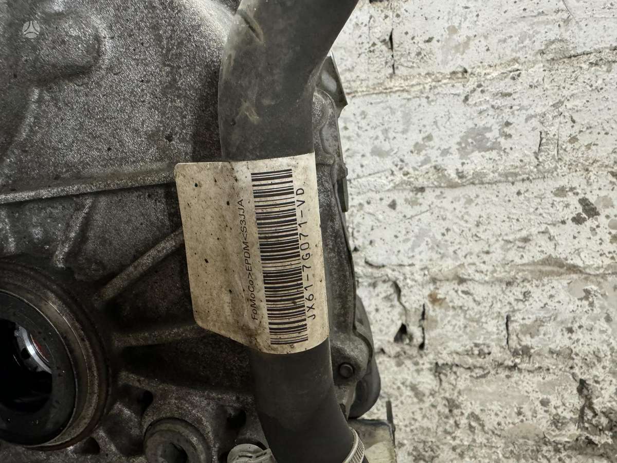 Ford Focus, 8F35, pavarų dėžė