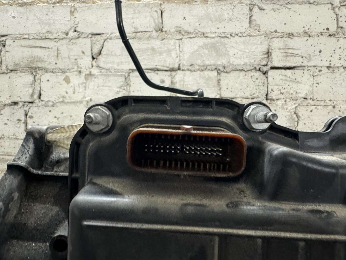 Ford Focus, 8F35, pavarų dėžė