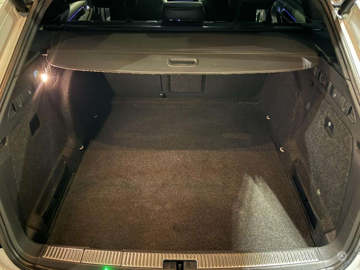 Skoda Superb, 2.0 l., Универсал