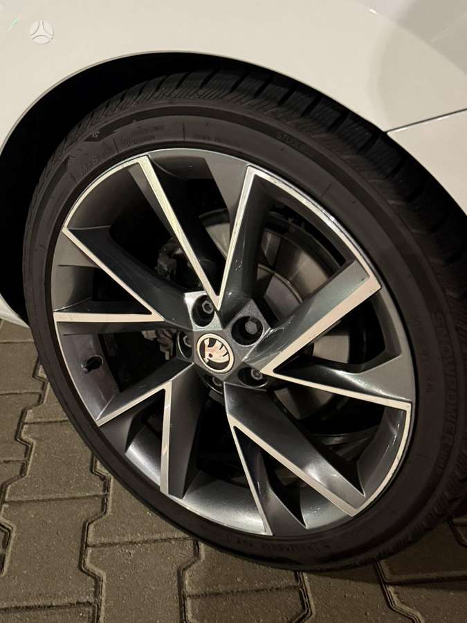 Skoda Superb, 2.0 l., wagon