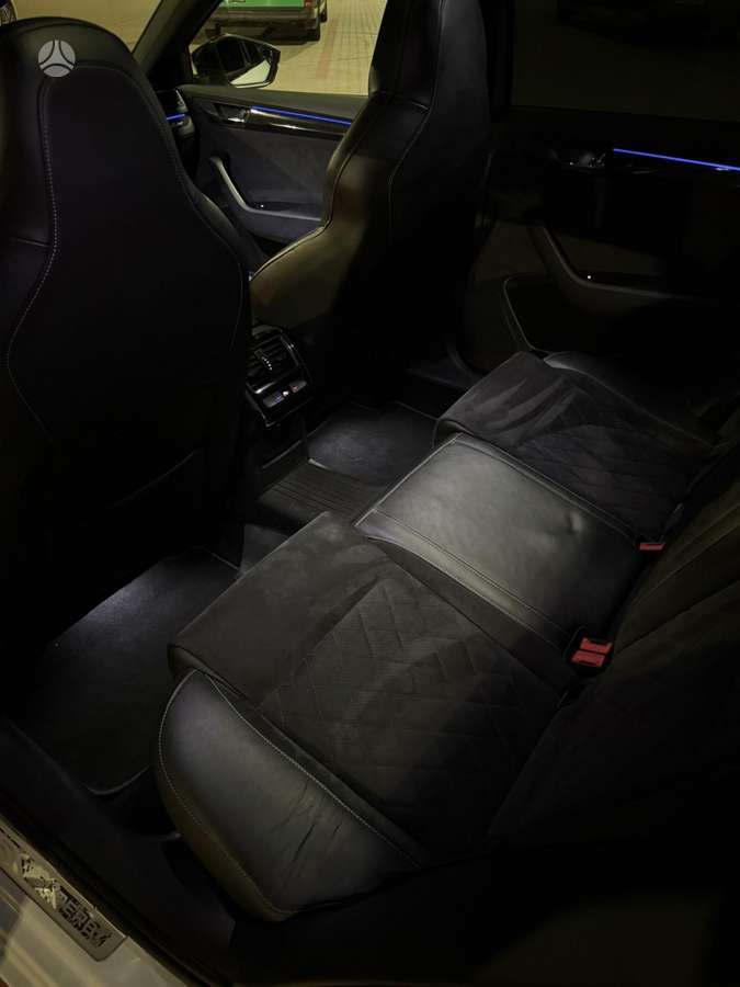 Skoda Superb, 2.0 l., universalas