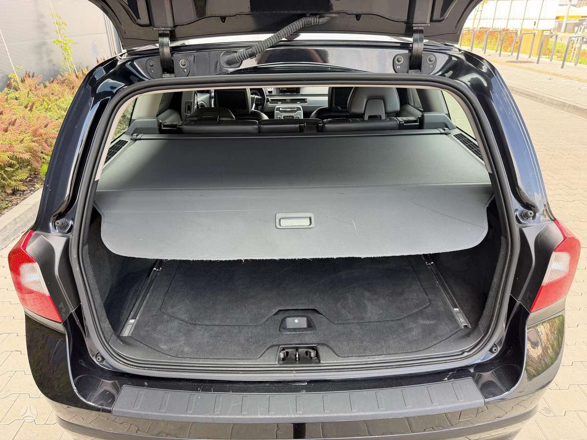 Volvo V70, 2.0 l., wagon