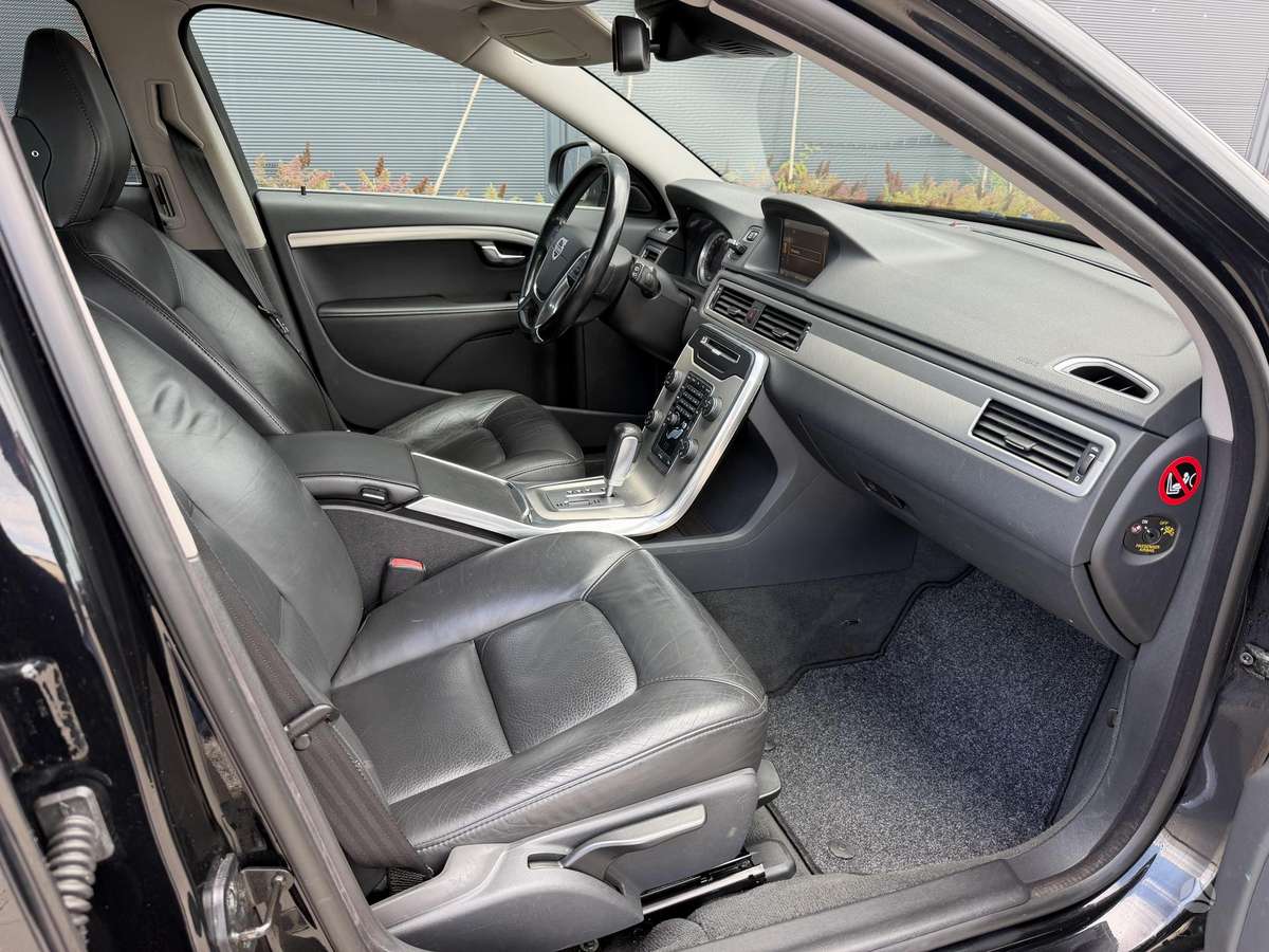 Volvo V70, 2.0 l., Универсал