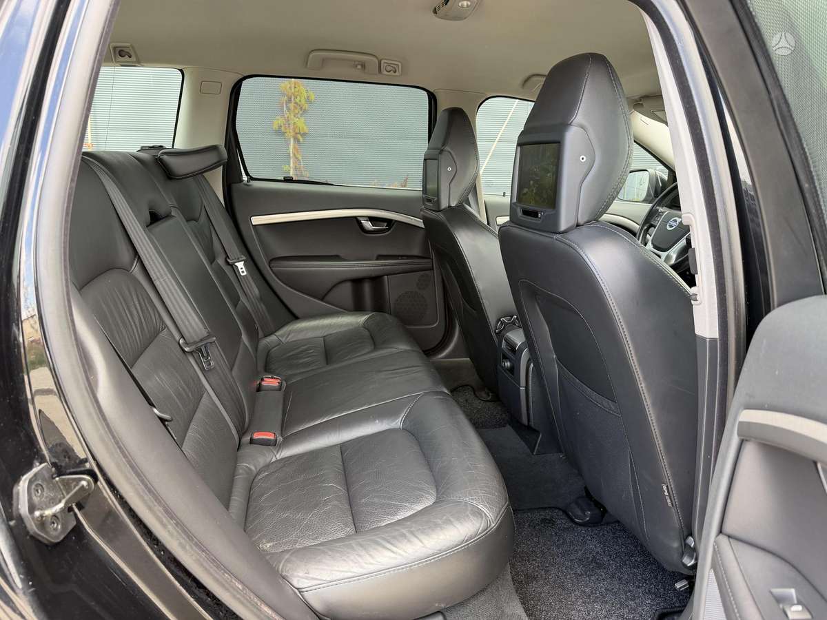 Volvo V70, 2.0 l., wagon