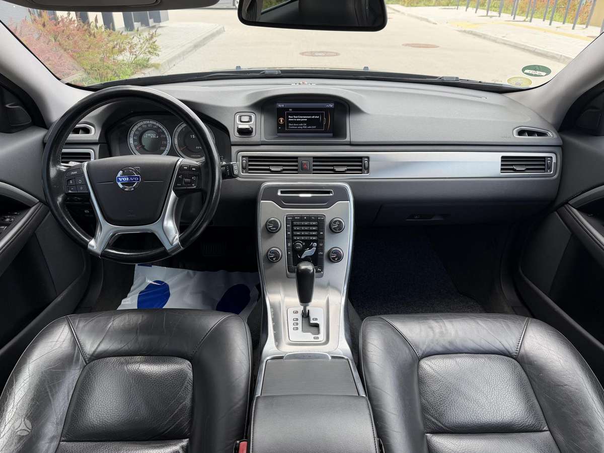 Volvo V70, 2.0 l., Универсал
