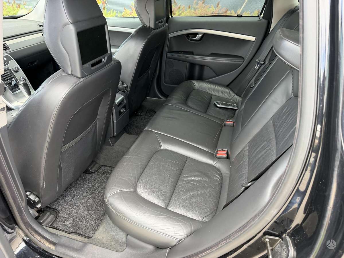 Volvo V70, 2.0 l., Универсал