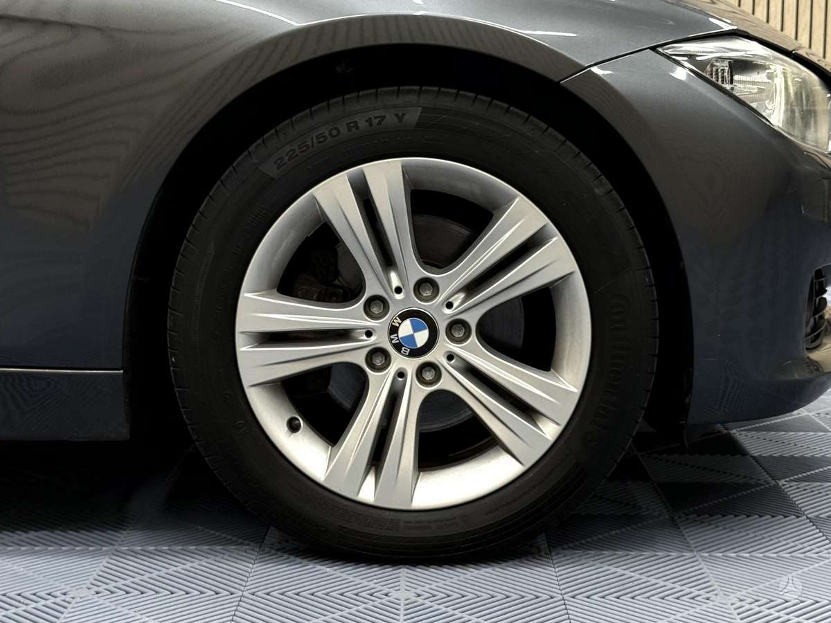 BMW 320, 2.0 l., wagon