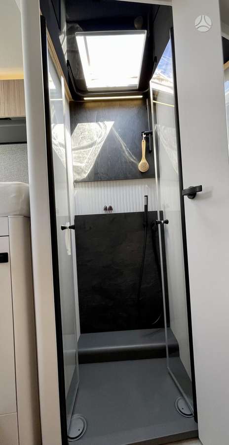 Hymer B-Class MasterLine I 780, campers
