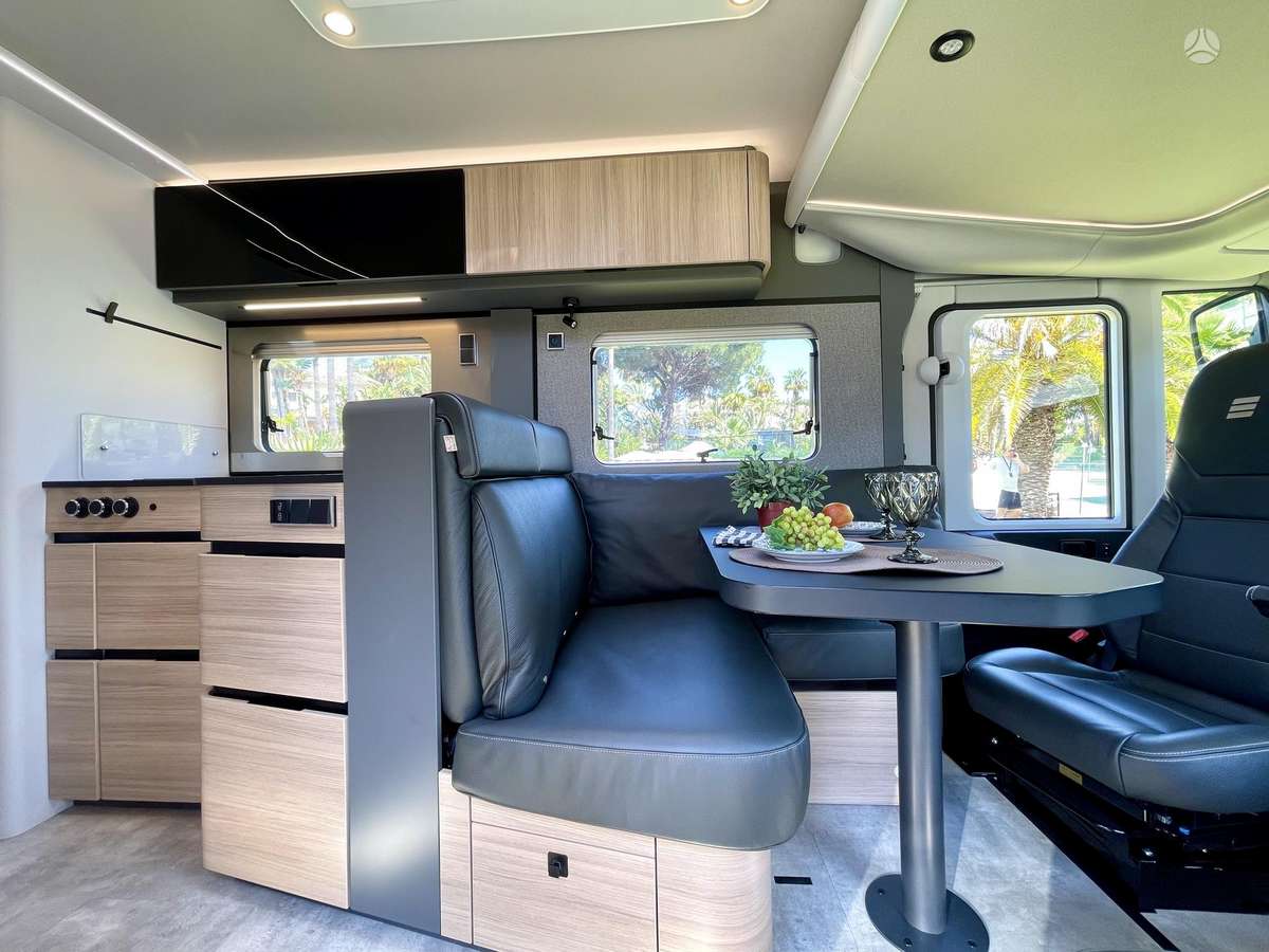Hymer B-Class MasterLine I 780, campers
