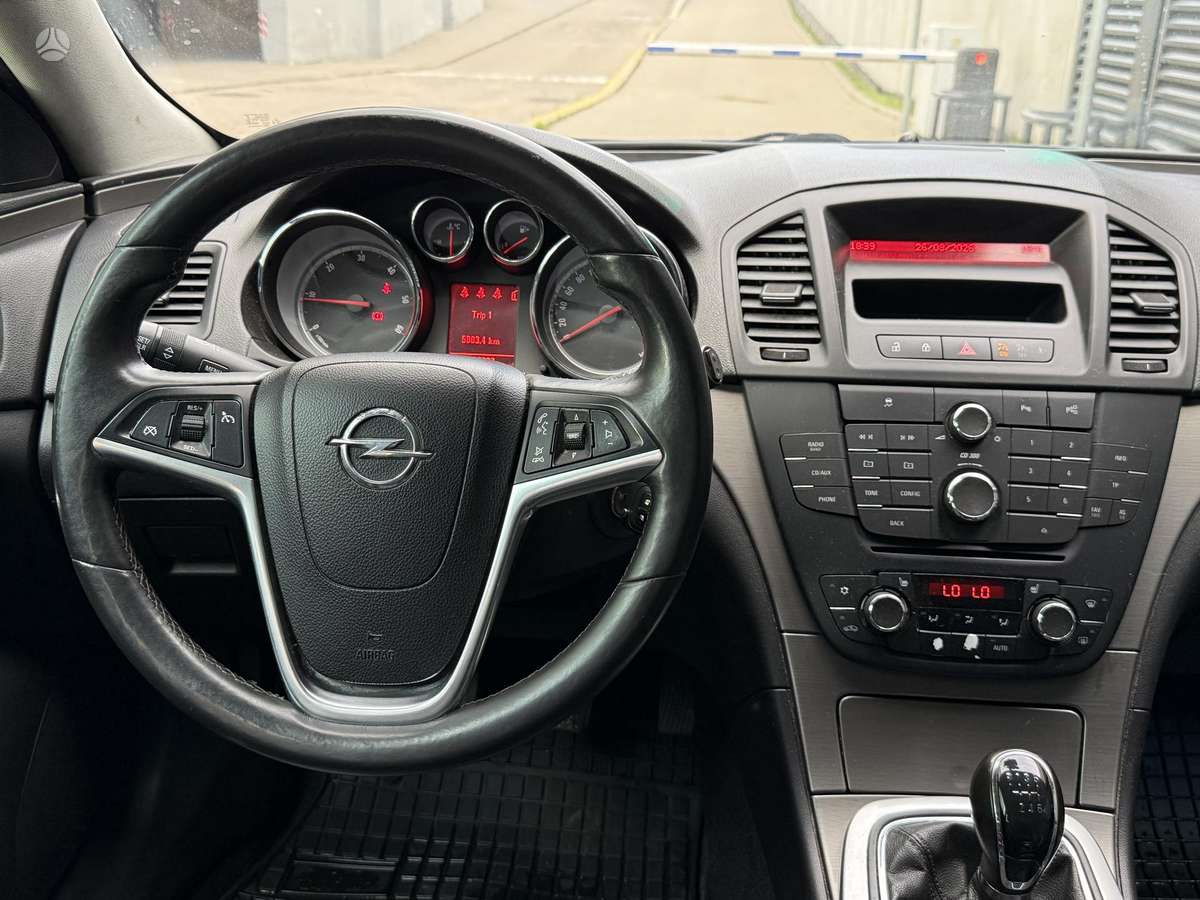 Opel Insignia, 2.0 l., Универсал