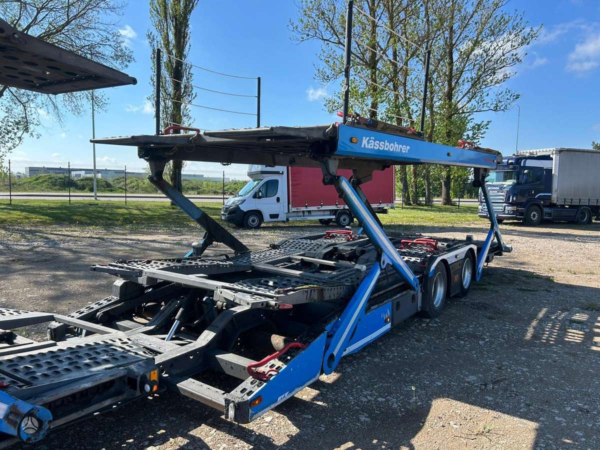 Renault D Wide, autovežiai