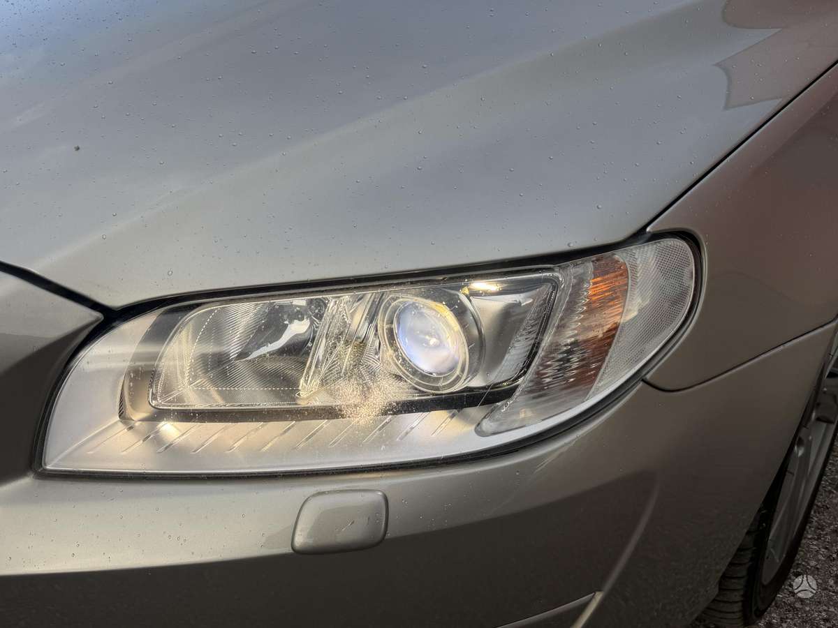 Volvo V70, 2.0 l., universalas