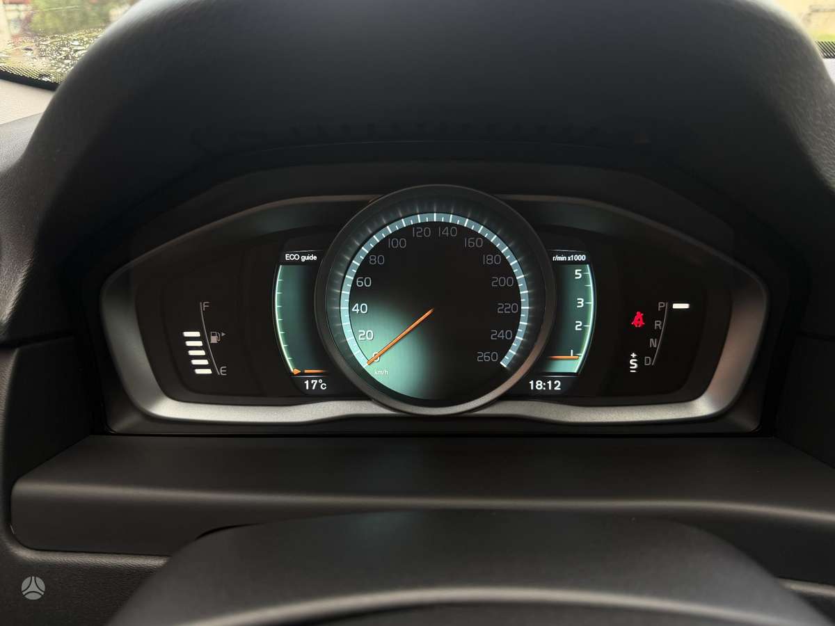 Volvo V70, 2.0 l., universalas