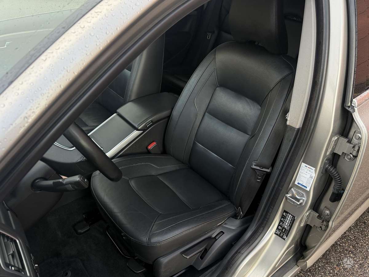 Volvo V70, 2.0 l., universalas
