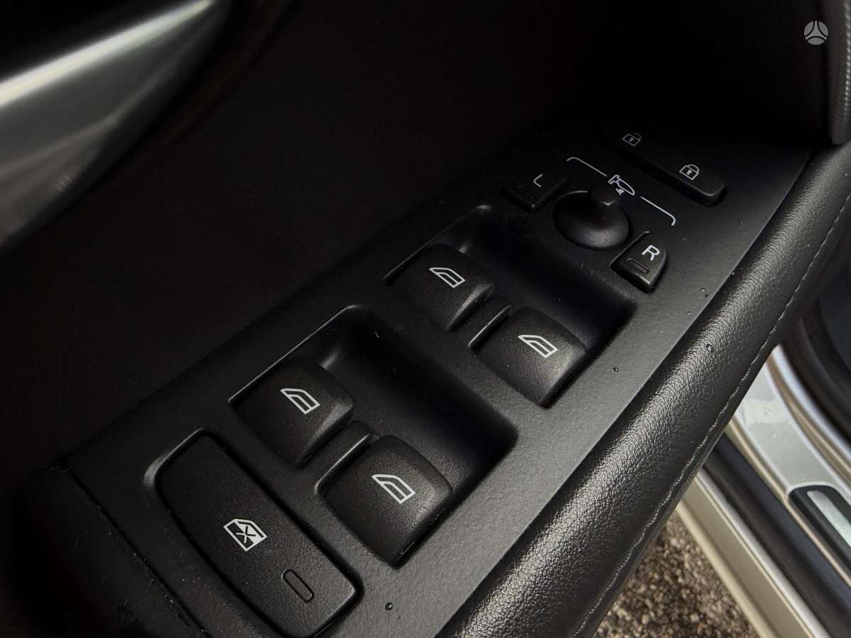 Volvo V70, 2.0 l., wagon