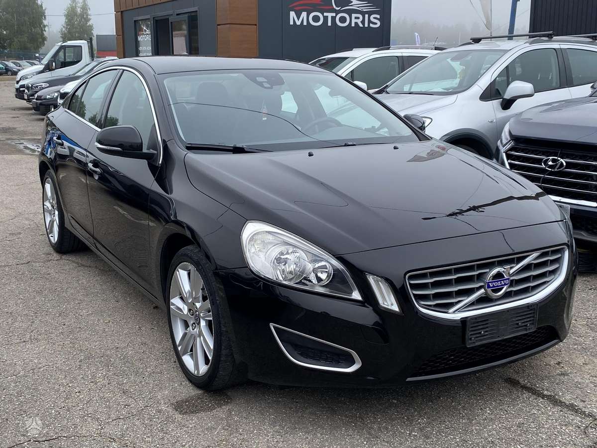 Volvo S60, 2.0 l., Седан