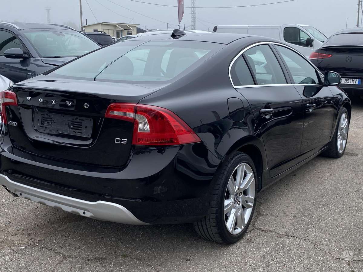 Volvo S60, 2.0 l., Седан