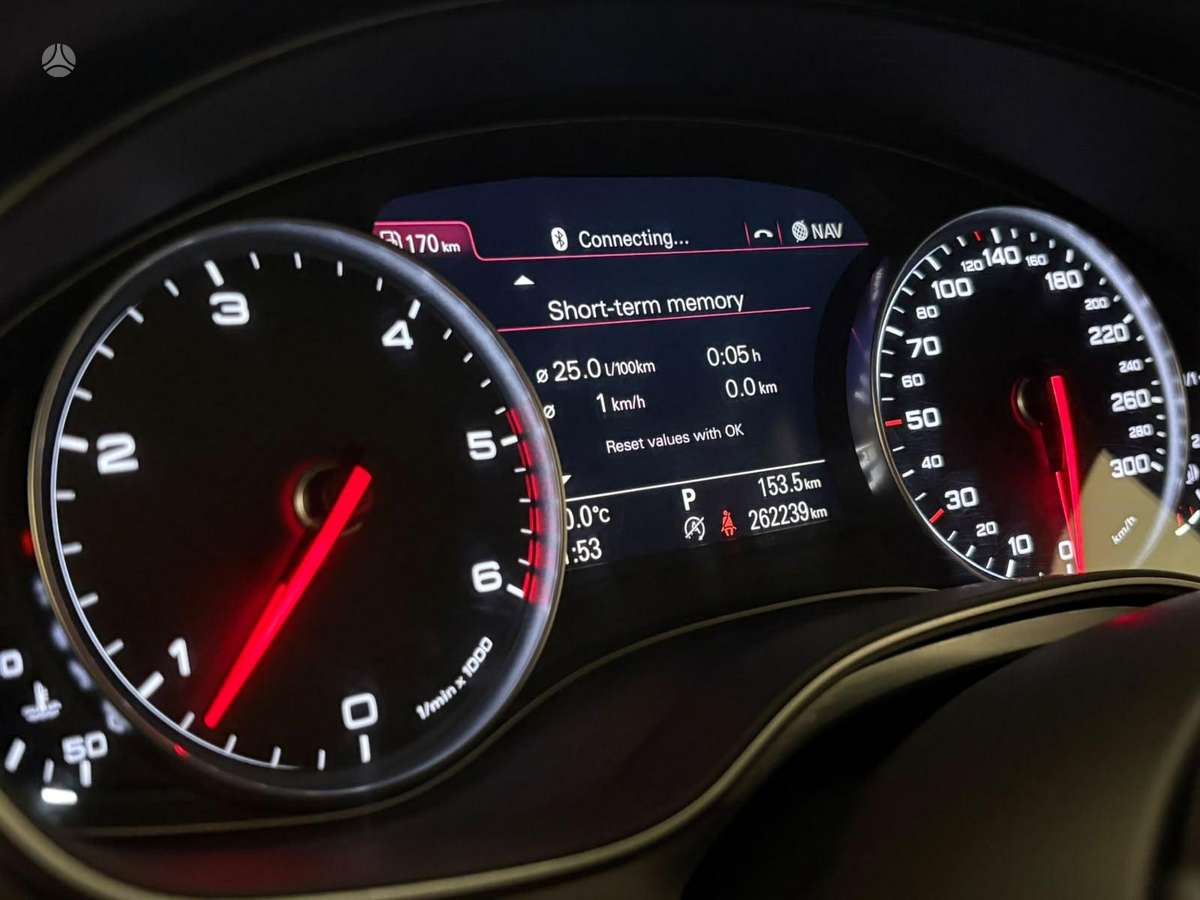 Audi A6, 3.0 l., sedanas