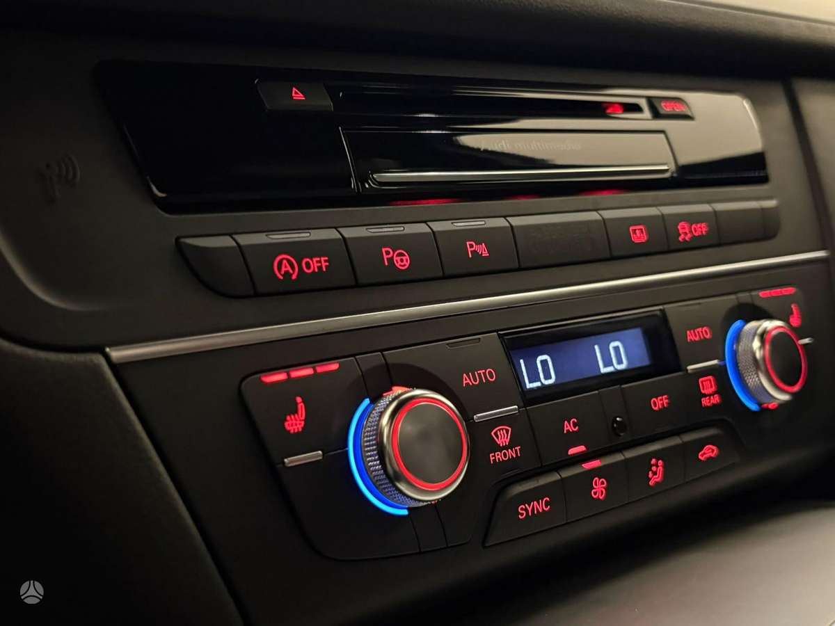 Audi A6, 3.0 l., sedanas