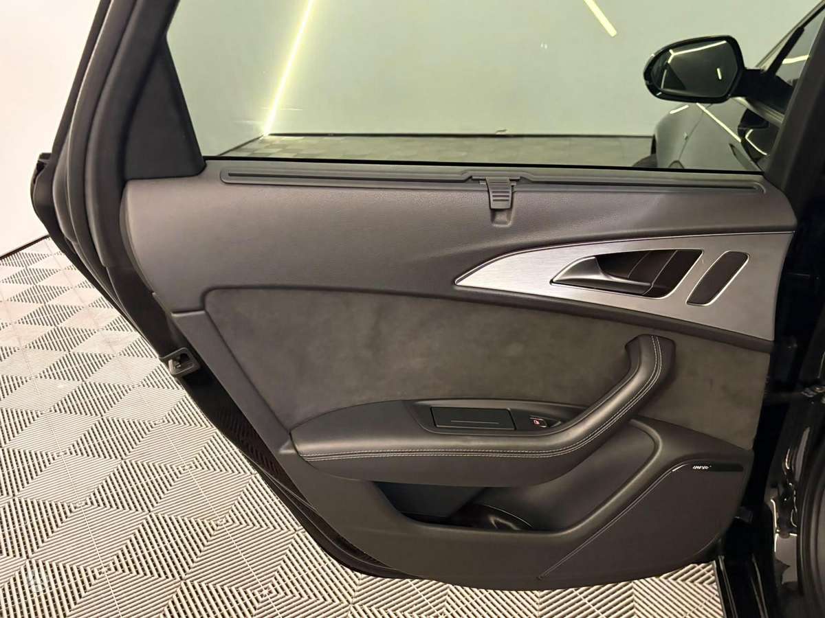 Audi A6, 3.0 l., sedanas