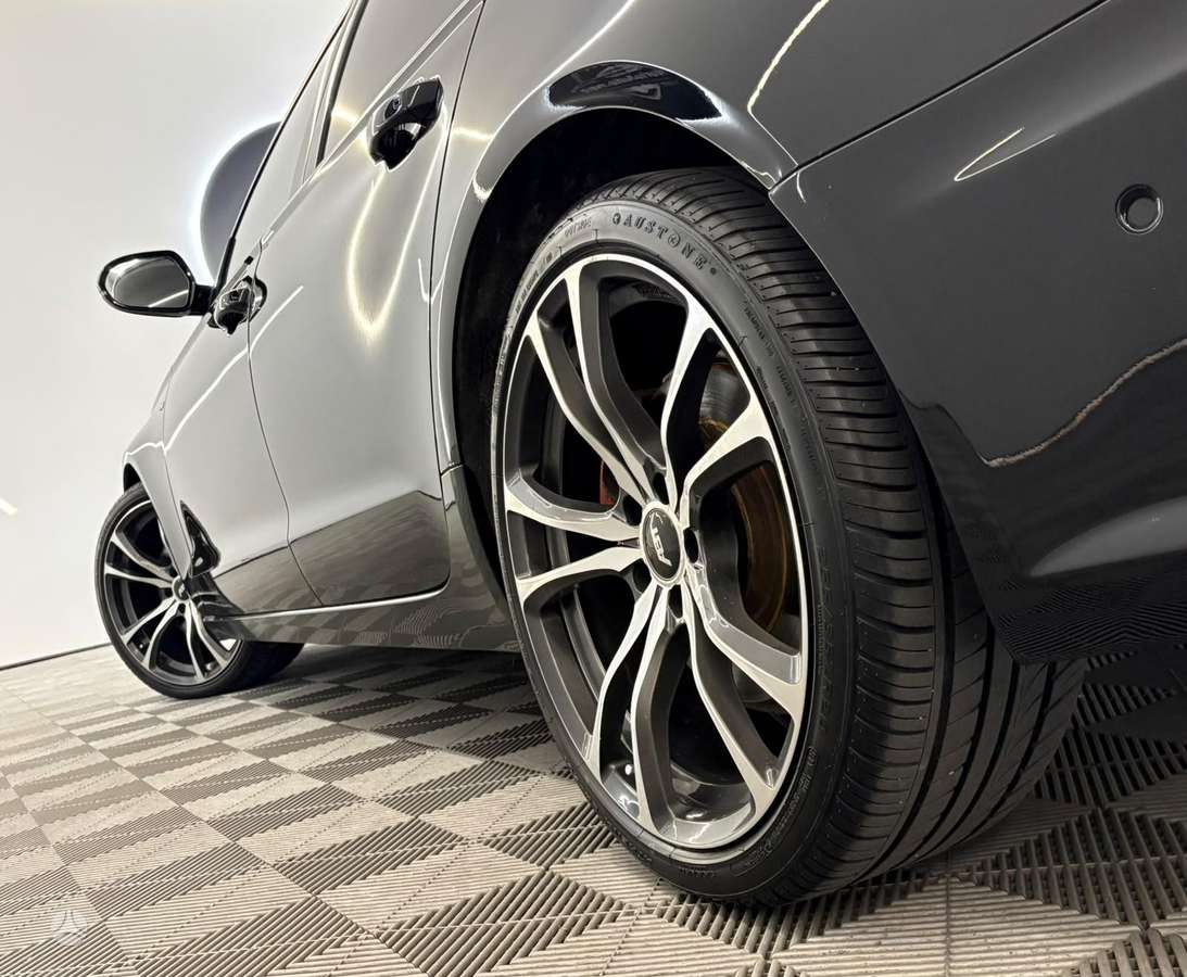 Audi A6, 3.0 l., sedanas