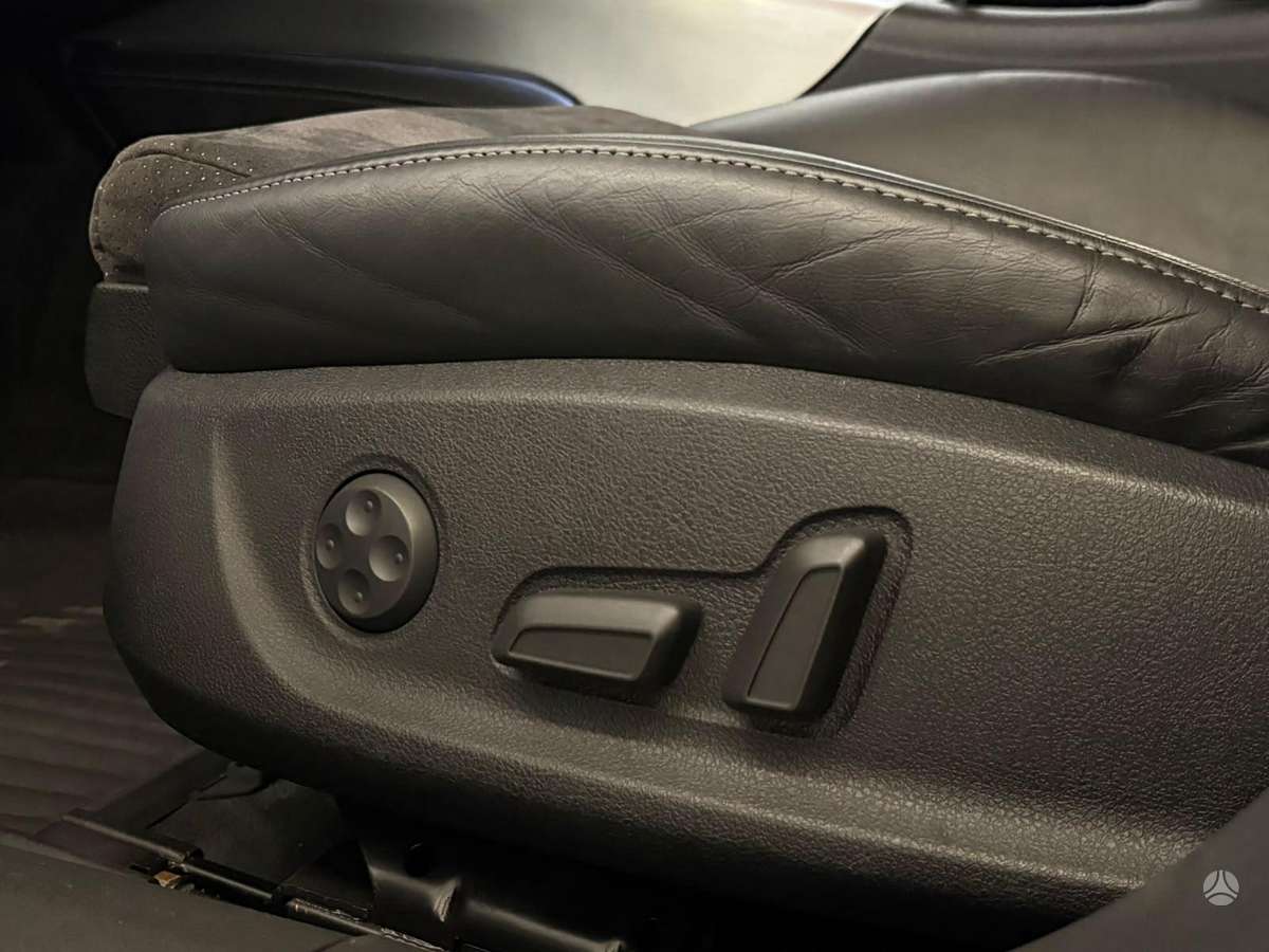 Audi A6, 3.0 l., sedanas