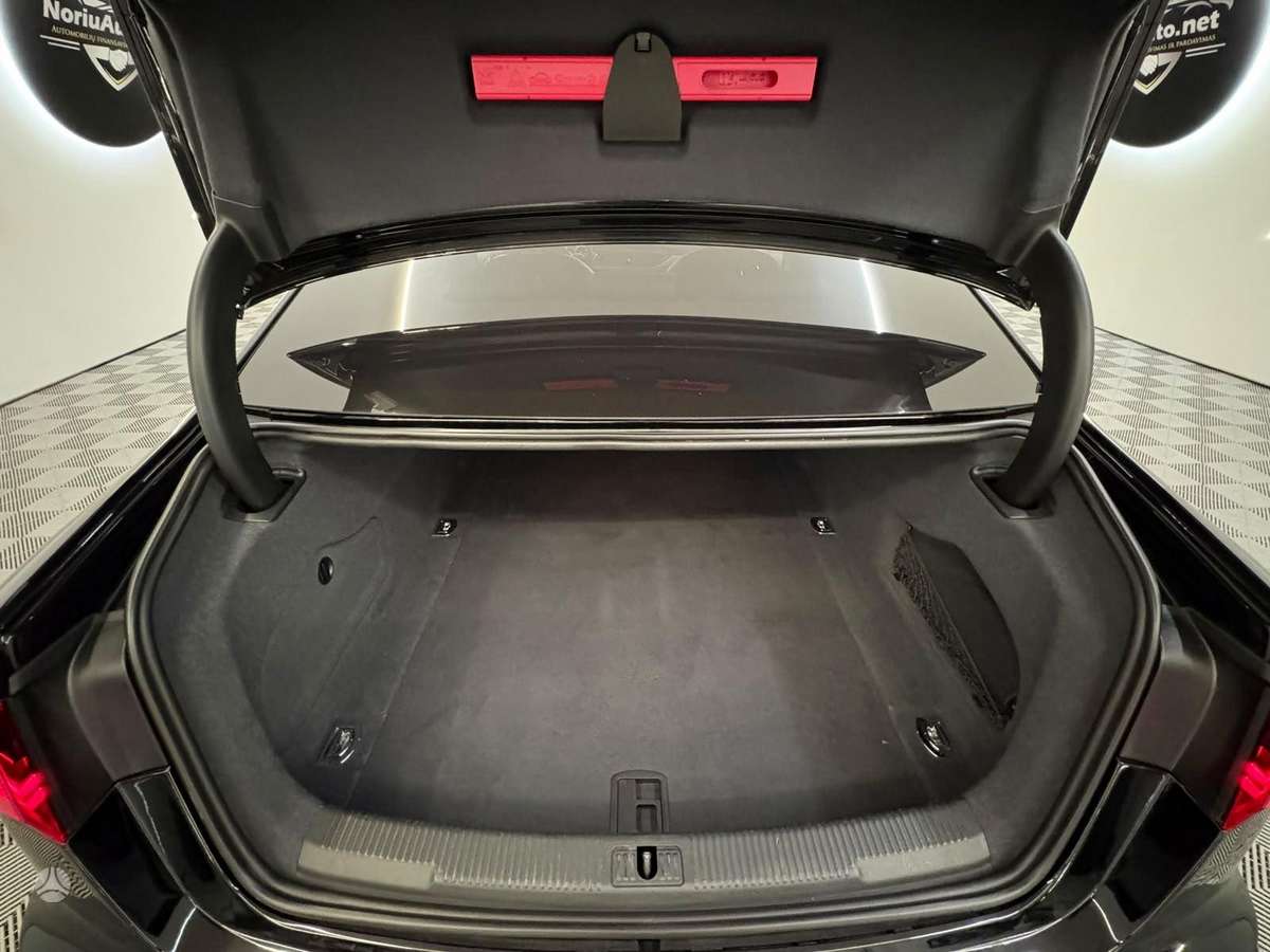 Audi A6, 3.0 l., sedanas