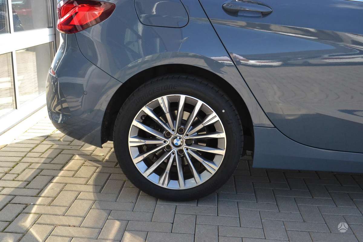 BMW 116, 1.5 l., hatchback