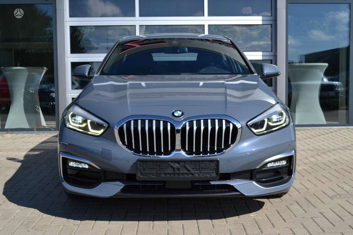 BMW 116, 1.5 l., hatchback