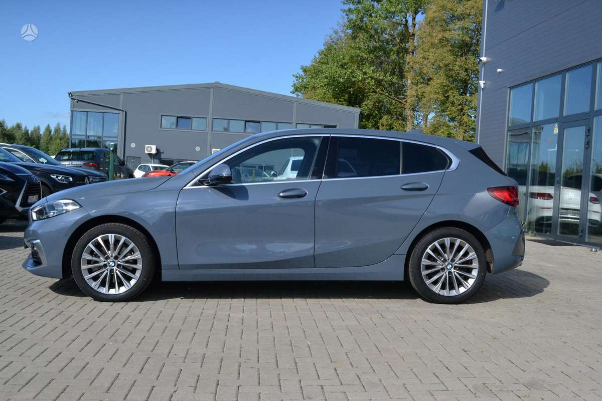 BMW 116, 1.5 l., hatchback