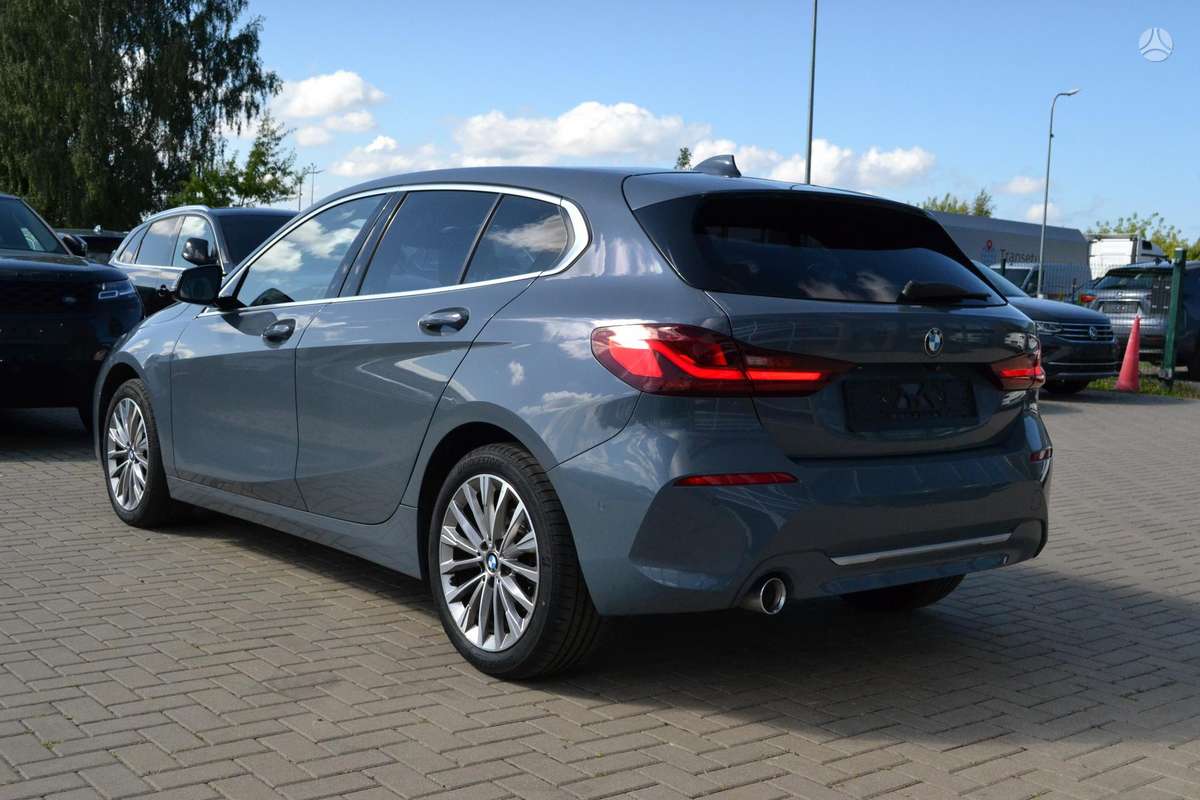 BMW 116, 1.5 l., hatchback