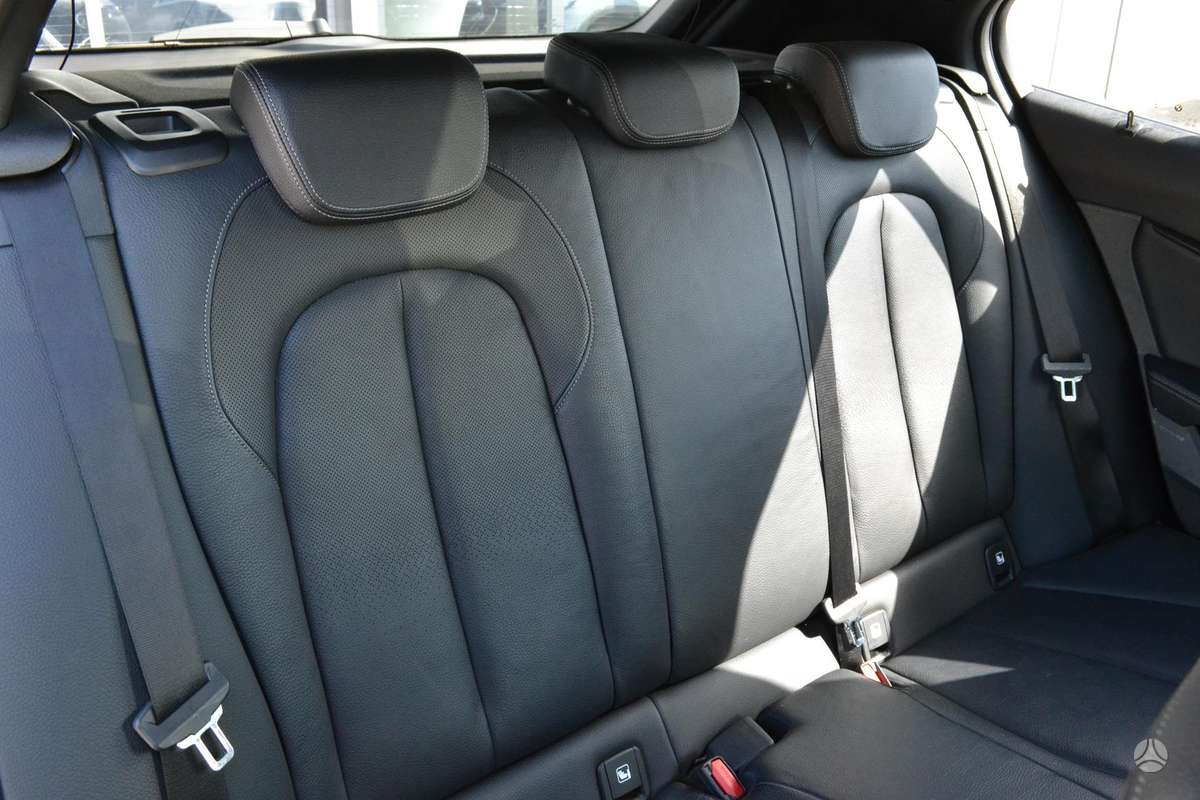 BMW 116, 1.5 l., hatchback