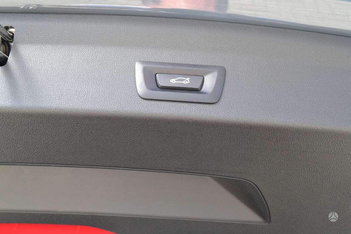 BMW 116, 1.5 l., hatchback