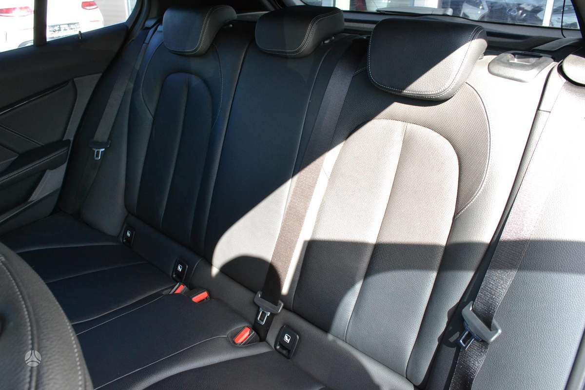 BMW 116, 1.5 l., hatchback