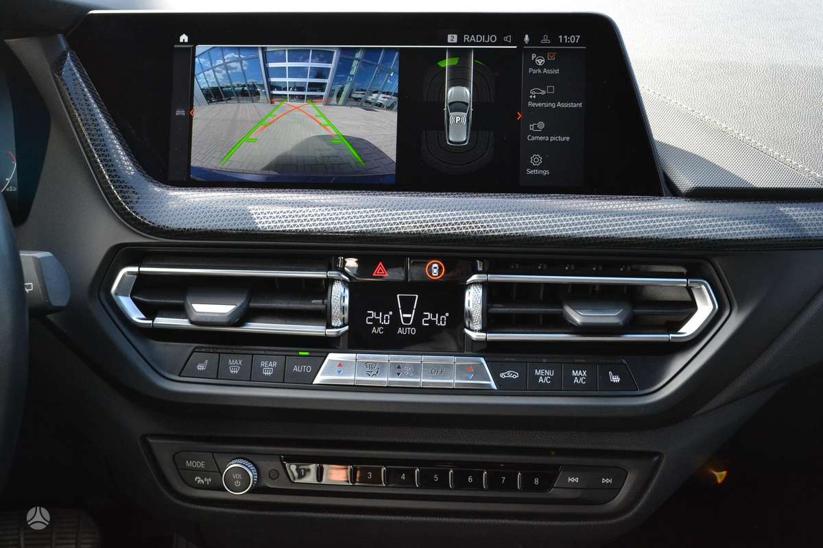 BMW 116, 1.5 l., hatchback