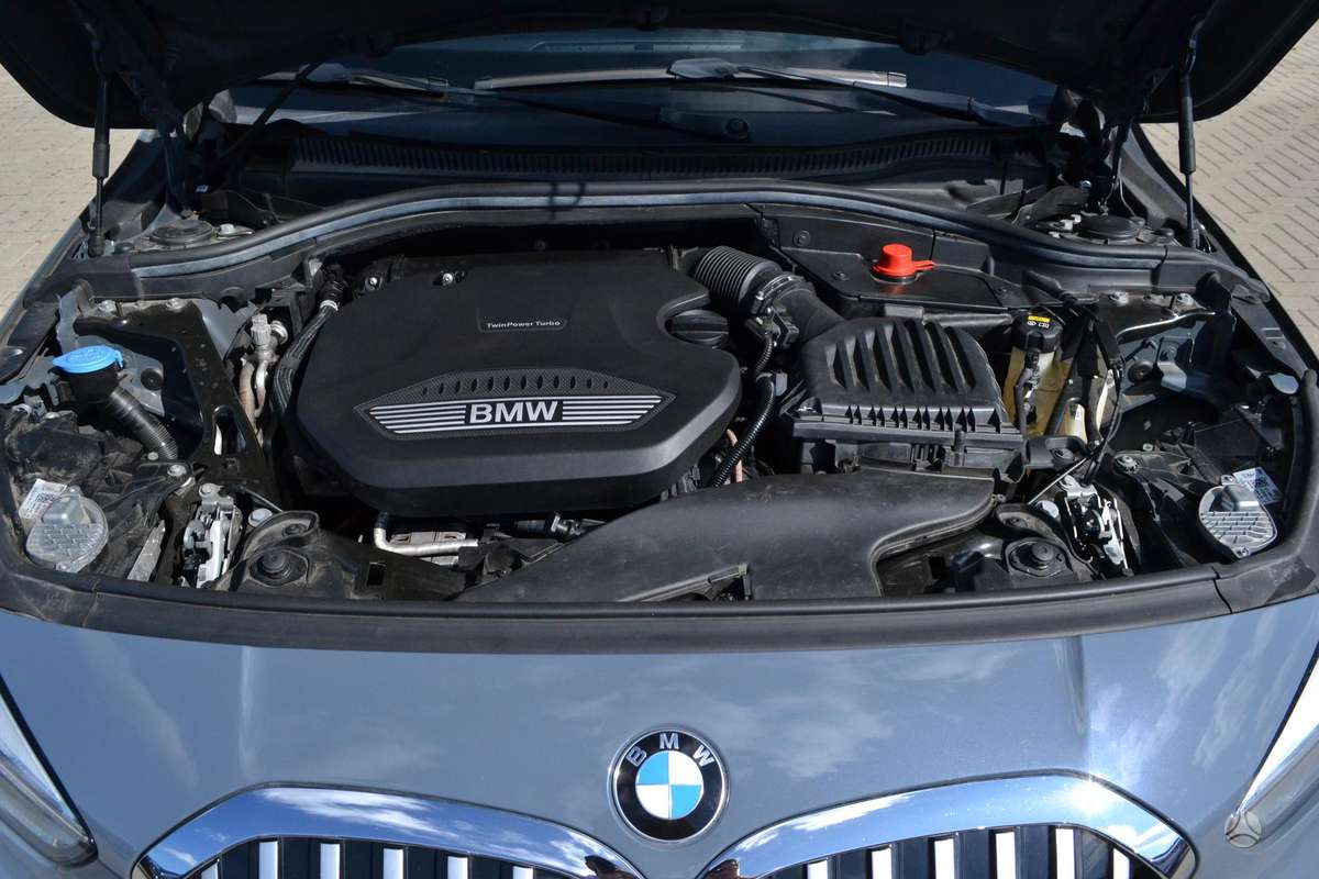 BMW 116, 1.5 l., hatchback