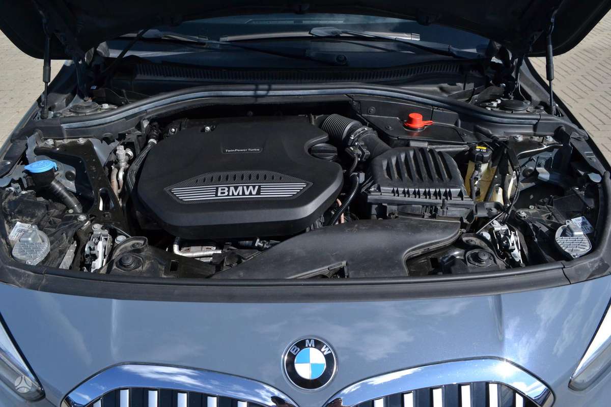BMW 116, 1.5 l., Хэтчбек