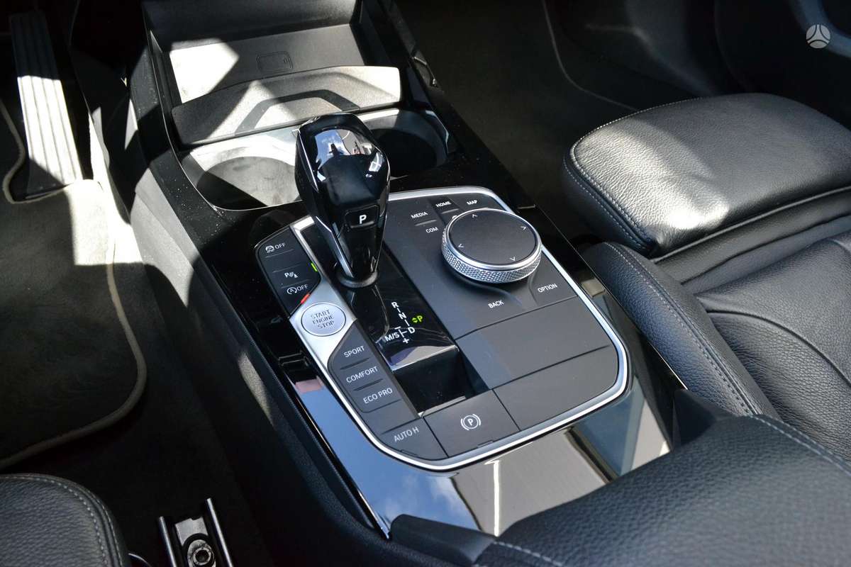 BMW 116, 1.5 l., Хэтчбек