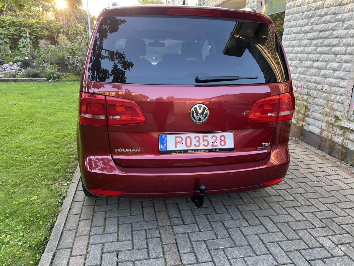Volkswagen Touran - 5