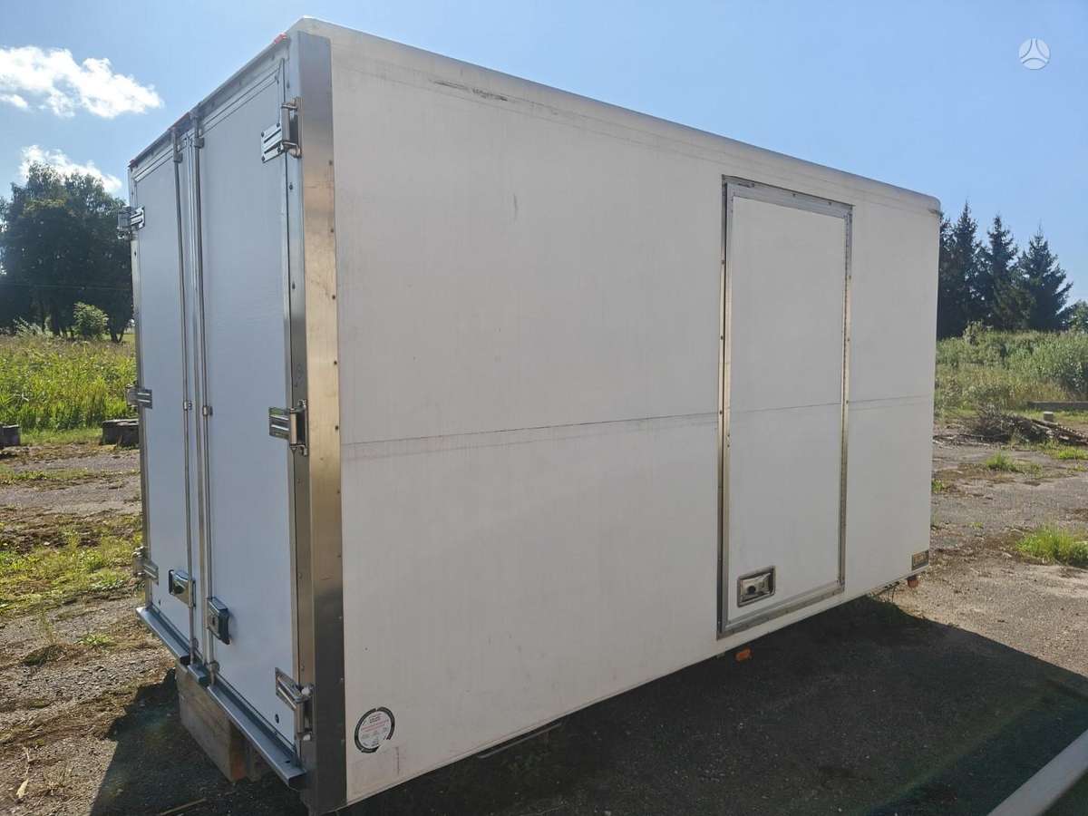 Mercedes-Benz Sprinter, cargo vans