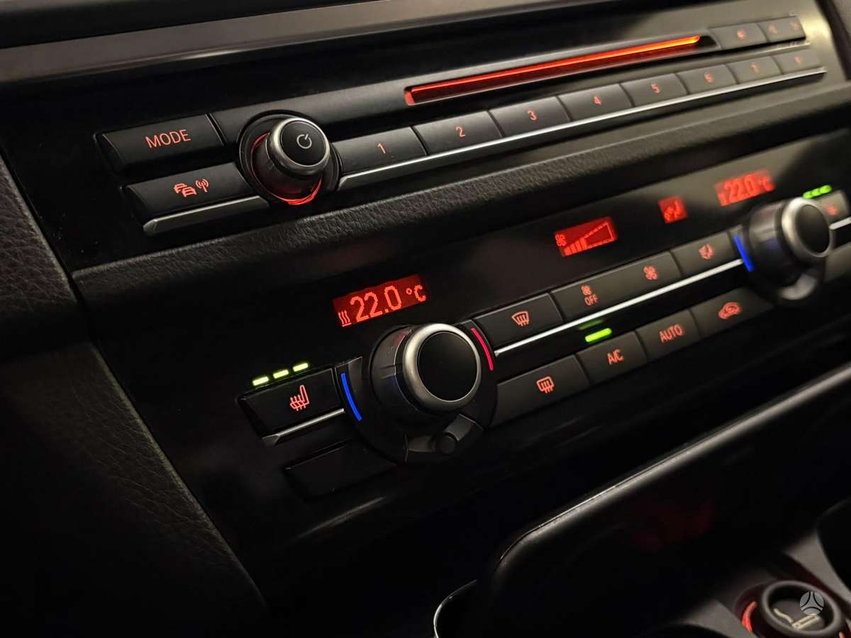 BMW 520, 2.0 l., Седан