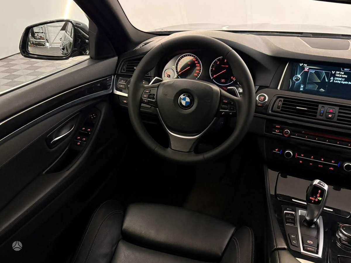 BMW 520, 2.0 l., Седан