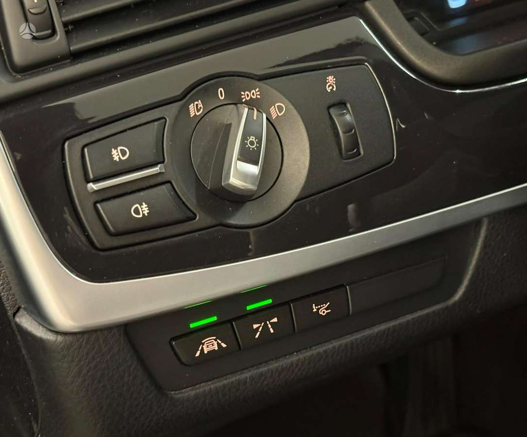 BMW 520, 2.0 l., Седан
