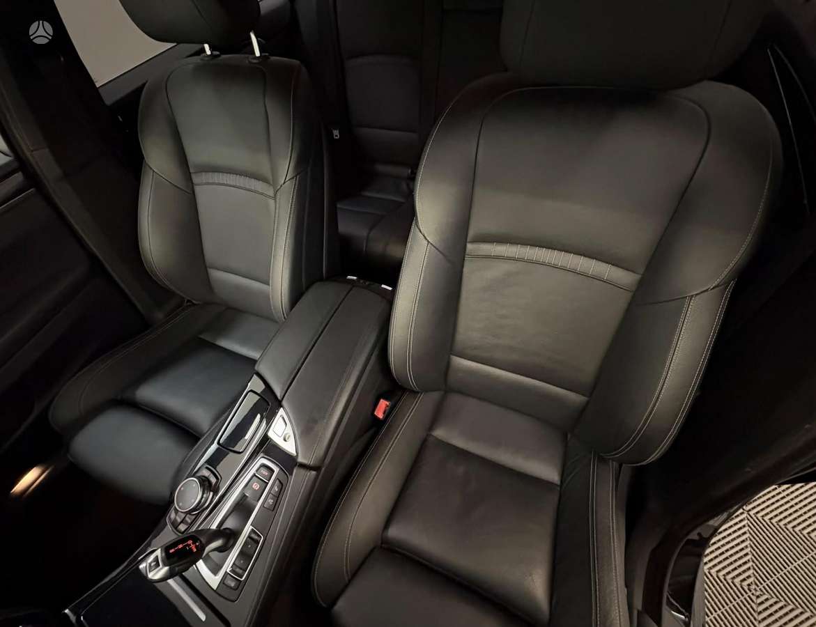 BMW 520, 2.0 l., Седан