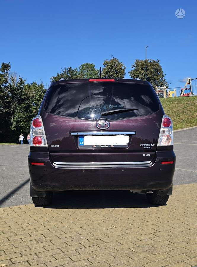 Toyota Corolla Verso - 5