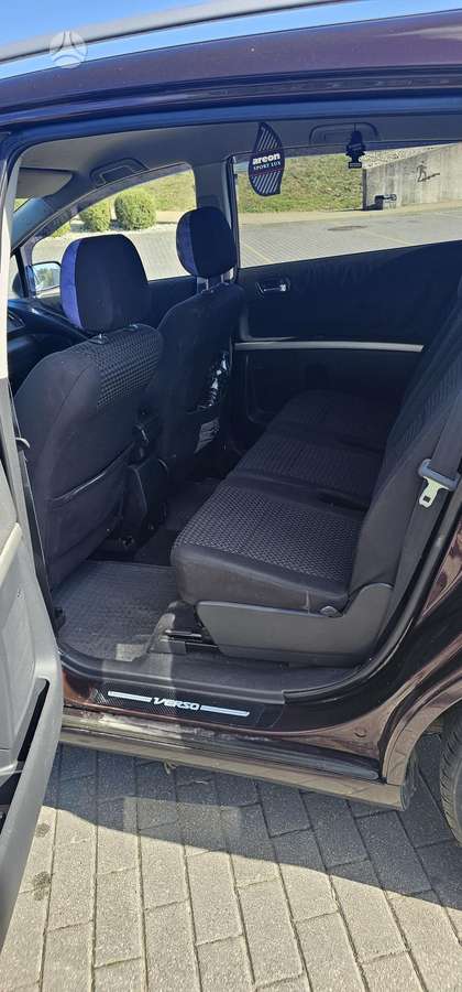 Toyota Corolla Verso - 9