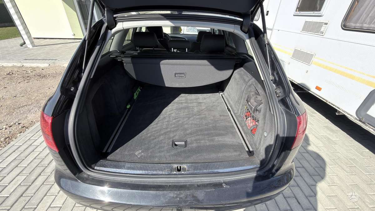 Audi A6, 2.0 l., universalas