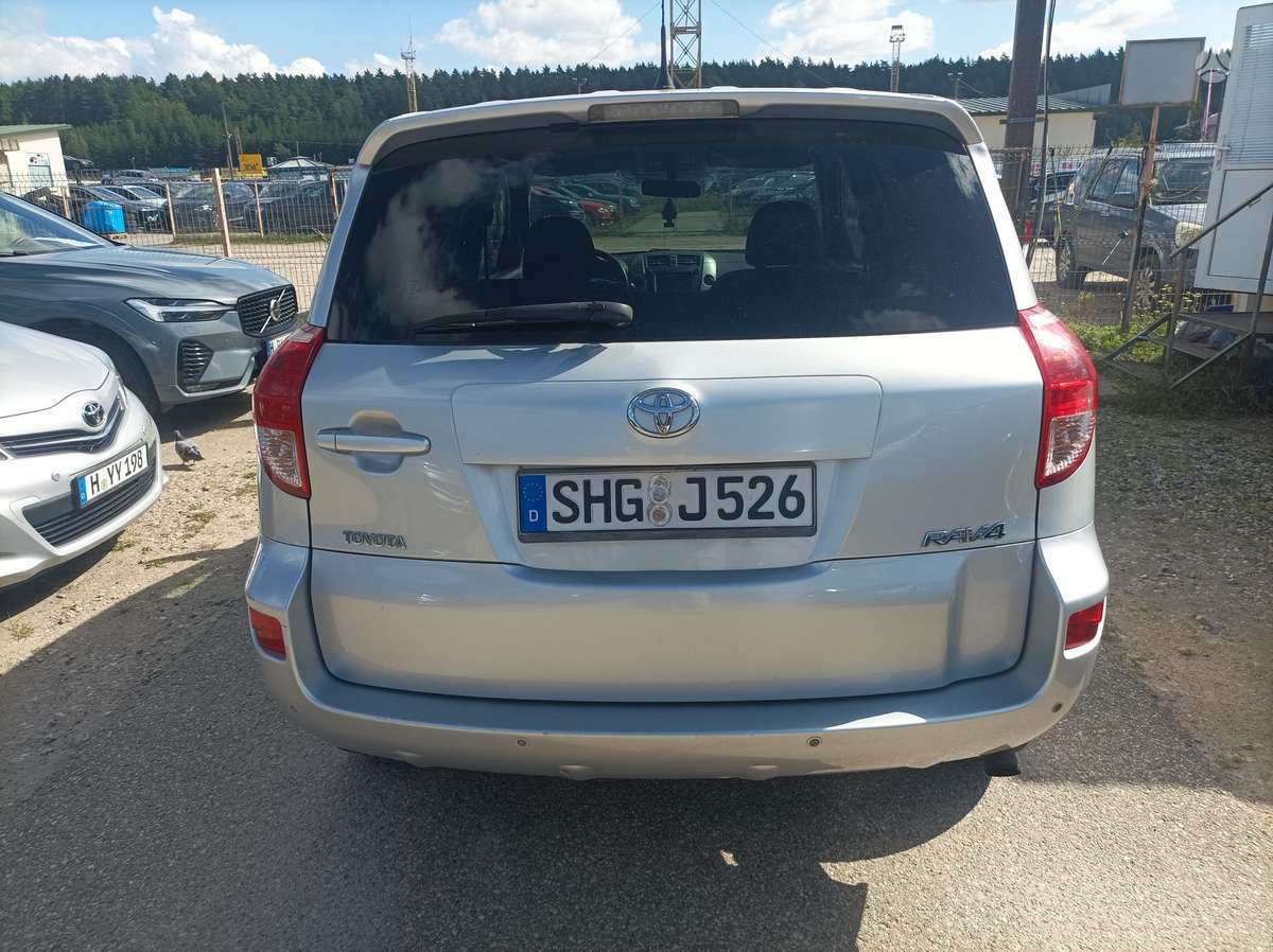 Toyota RAV4 - 5